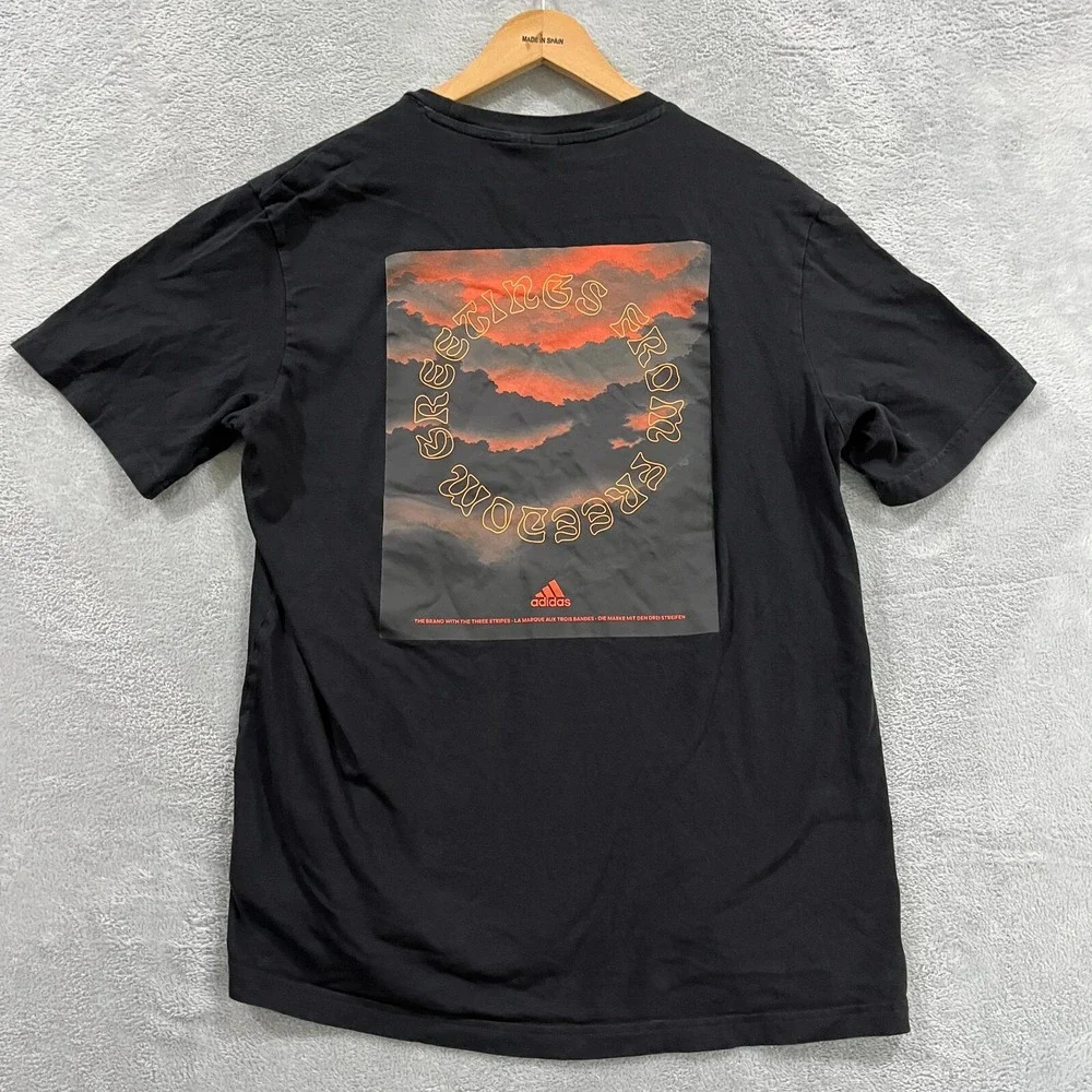 Adidas Shirt Mens M Orange‎ Black Greetings From Freedom Center Logo Graphic
